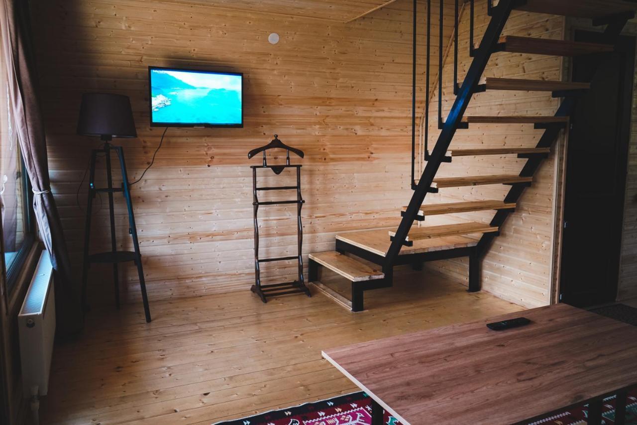 Villa Lonely Mountain Kazbegi Exterior foto