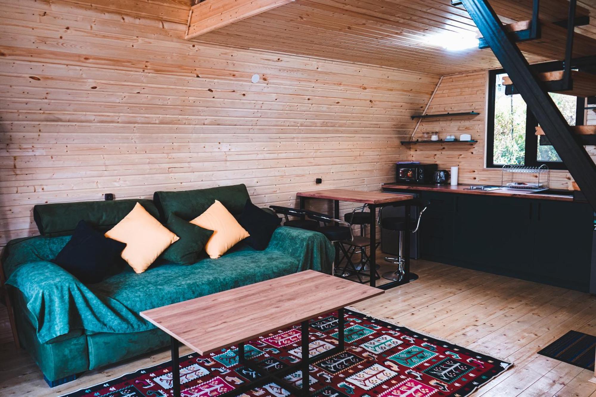 Villa Lonely Mountain Kazbegi Exterior foto