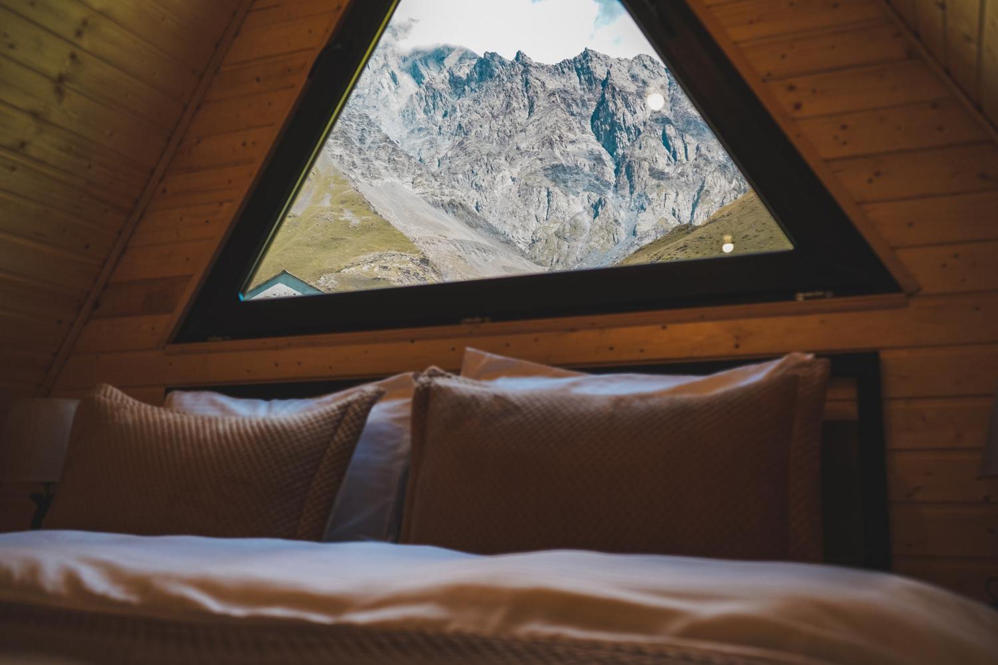 Villa Lonely Mountain Kazbegi Exterior foto